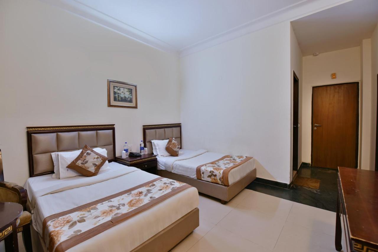 Hotel Revels By A1Rooms New Delhi Eksteriør bilde