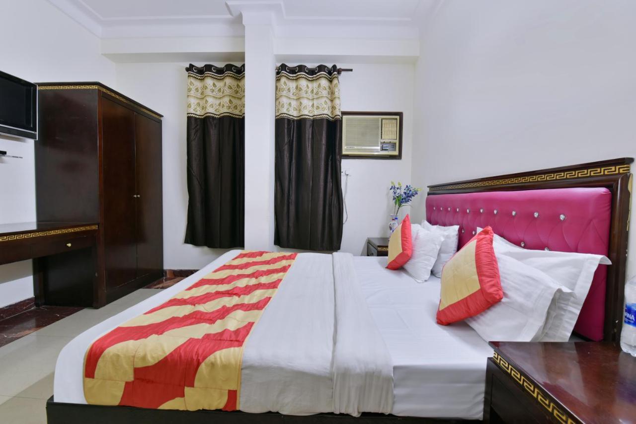 Hotel Revels By A1Rooms New Delhi Eksteriør bilde