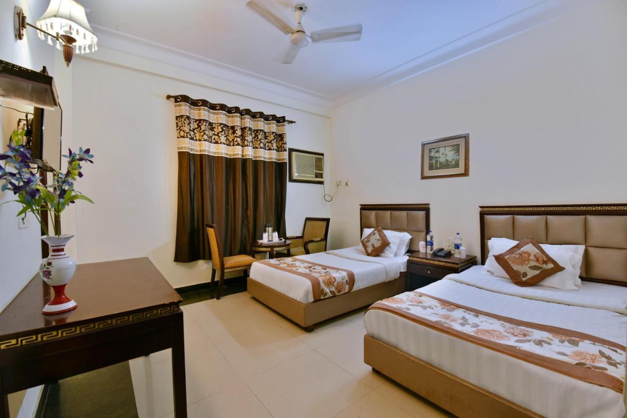 Hotel Revels By A1Rooms New Delhi Eksteriør bilde