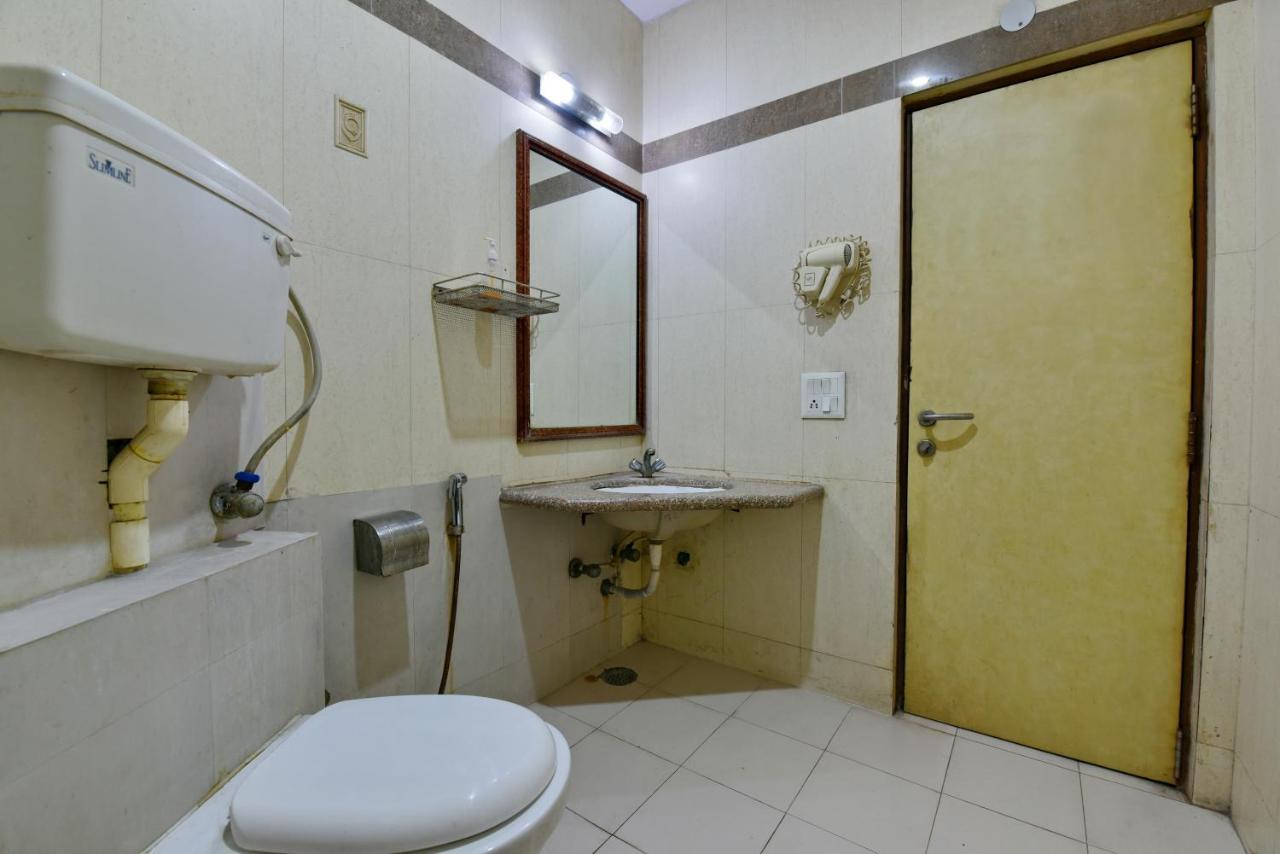 Hotel Revels By A1Rooms New Delhi Eksteriør bilde