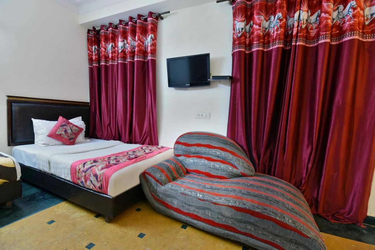 Hotel Revels By A1Rooms New Delhi Eksteriør bilde