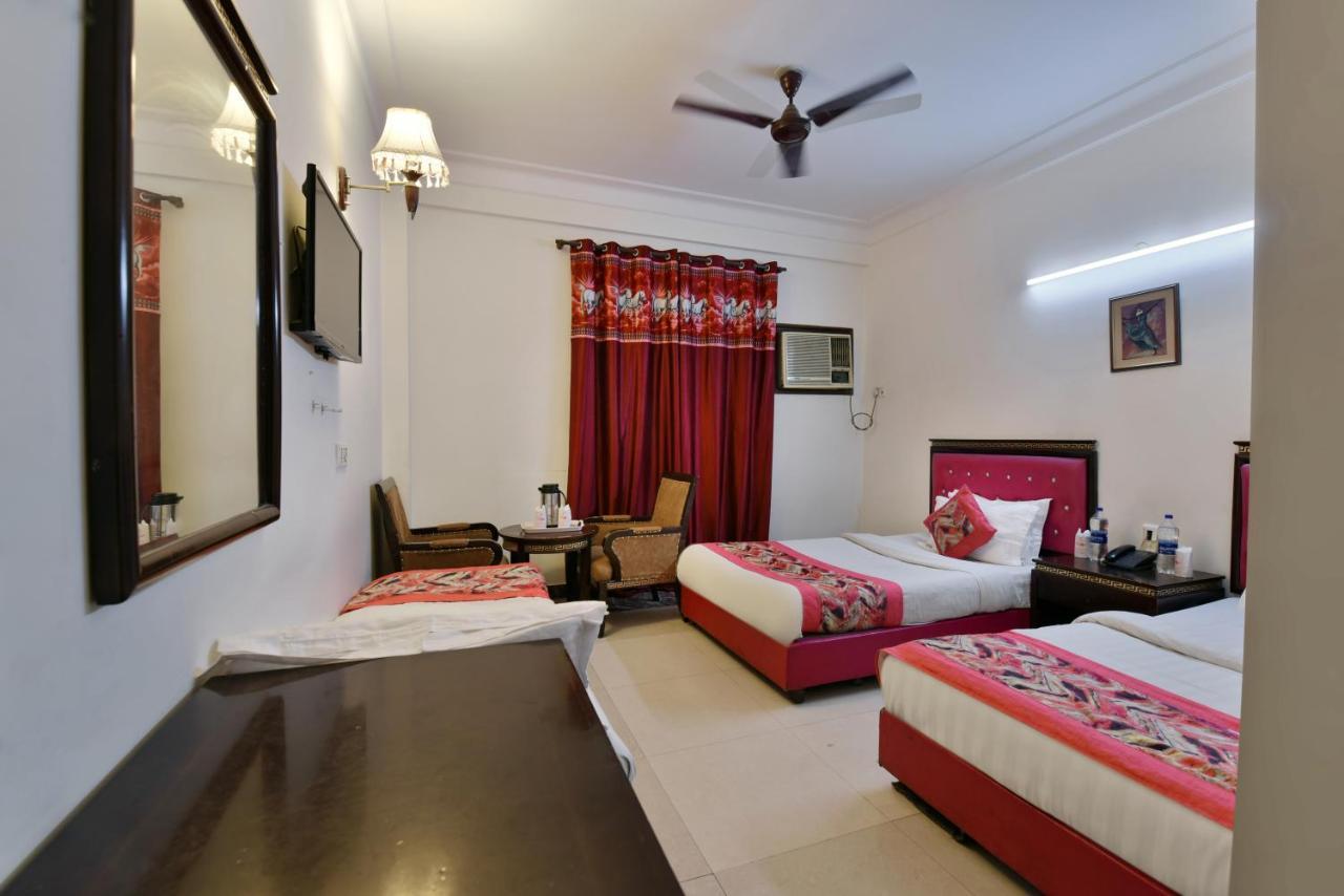 Hotel Revels By A1Rooms New Delhi Eksteriør bilde