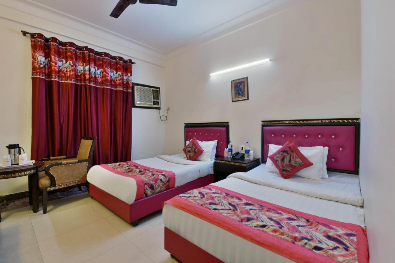 Hotel Revels By A1Rooms New Delhi Eksteriør bilde