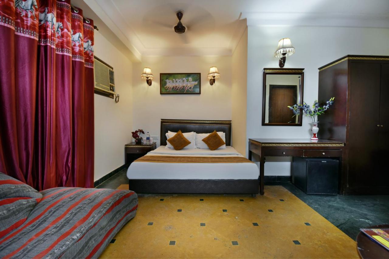 Hotel Revels By A1Rooms New Delhi Eksteriør bilde